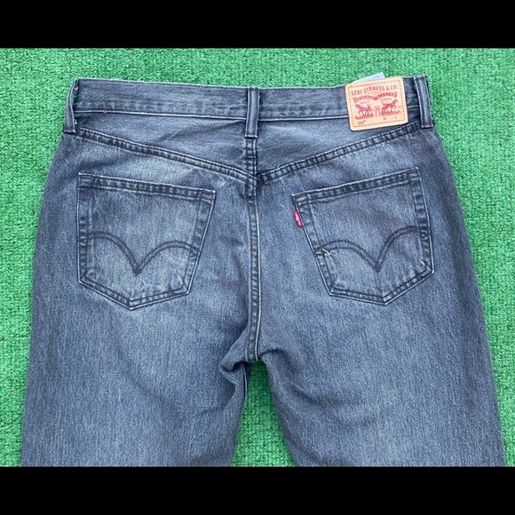 Levi’s 501xx Button Fly Faded Jeans Women’s Size 31x31 - Picture 10 of 11